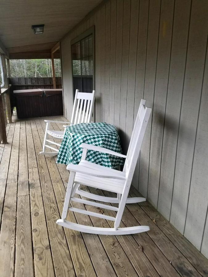 Secluded Romance Villa Gatlinburg Eksteriør bilde